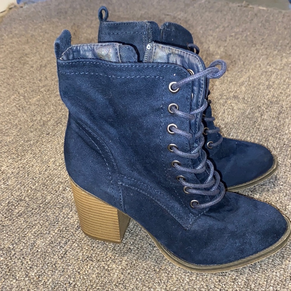 Mossimo Supply 69th healed boots
